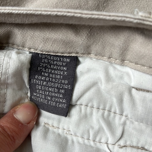 BeBop khaki low-rise flare pants - Picture 7 of 10